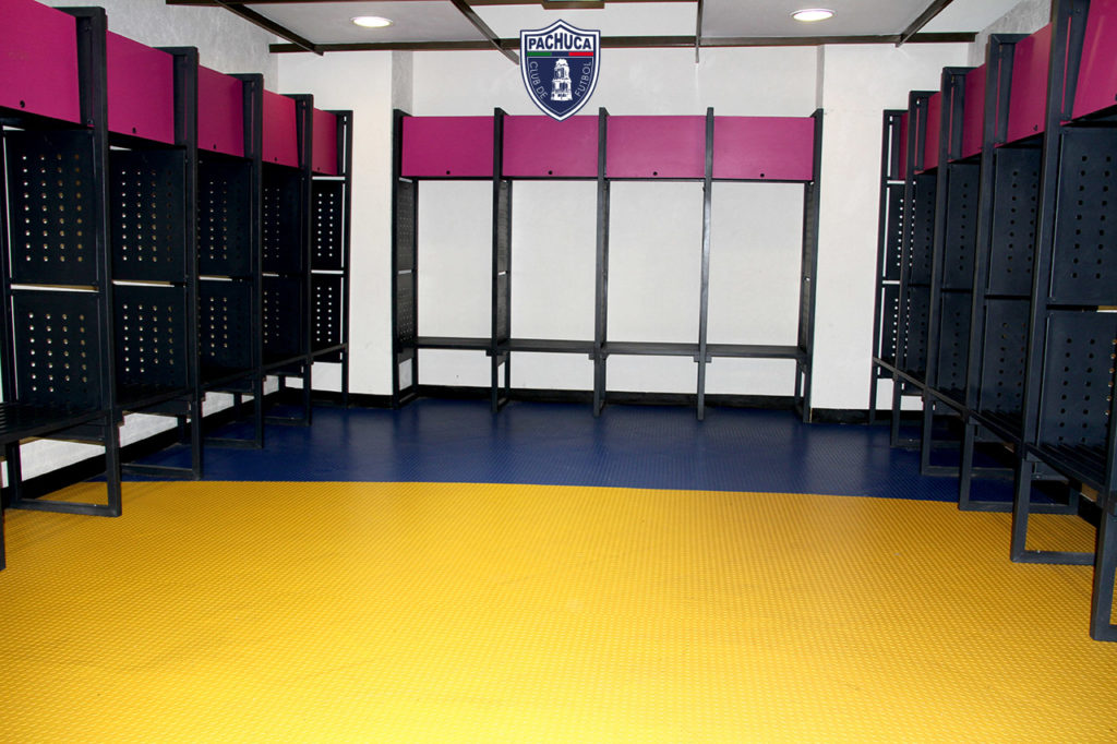 Vestidor para visitantes de fuerzas básicas