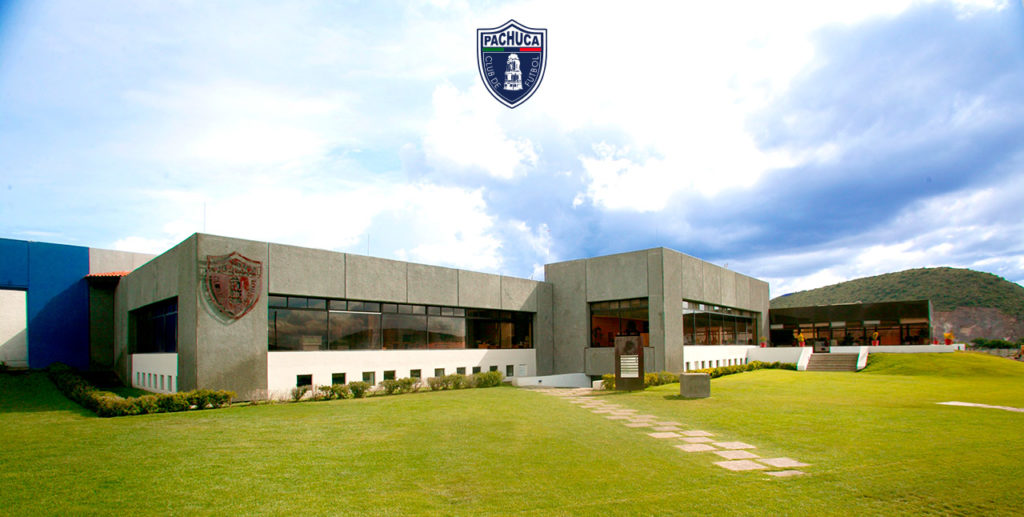 Fachada principal de Promotora